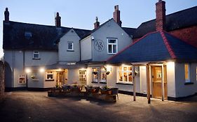Alfred Russel Wallace Restaurant With Rooms