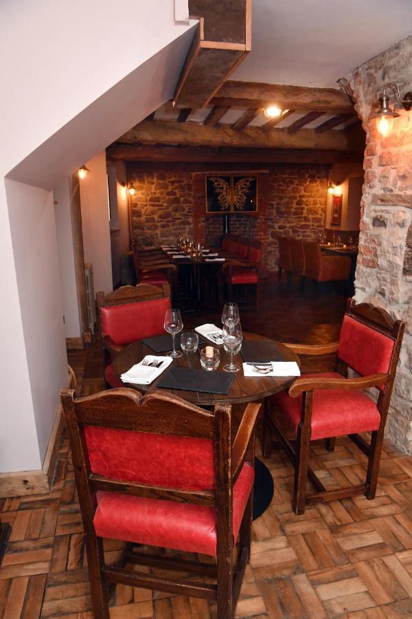 Alfred Russel Wallace Restaurant With Rooms Usk Extérieur photo